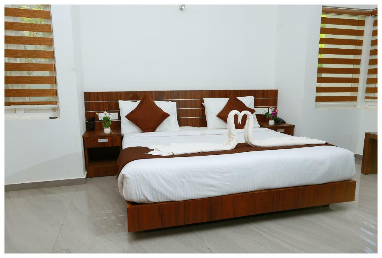 Holiday Vagamon Exterior foto