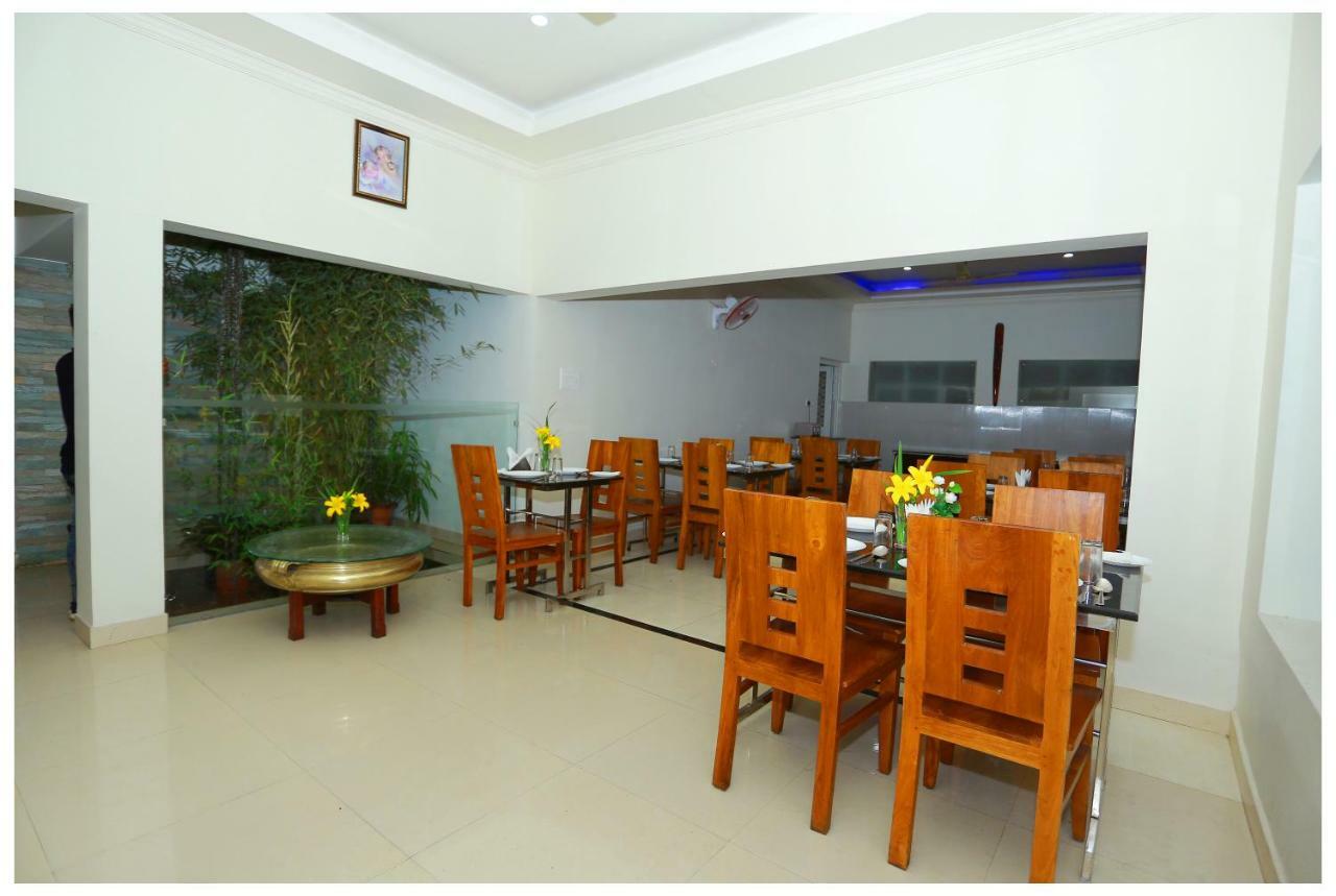 Holiday Vagamon Exterior foto