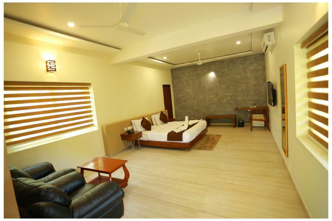 Holiday Vagamon Exterior foto