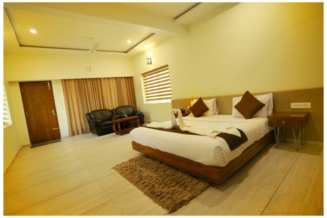 Holiday Vagamon Exterior foto