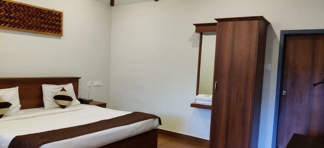 Holiday Vagamon Exterior foto