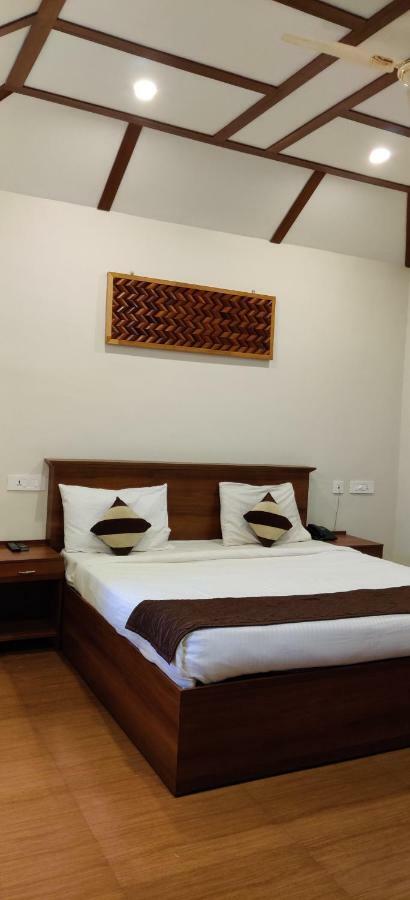 Holiday Vagamon Exterior foto